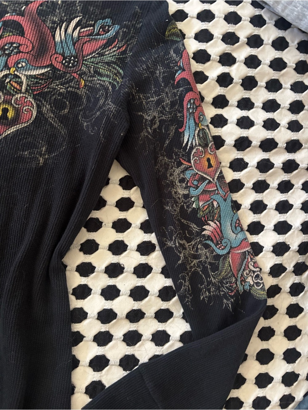 T Party Fashion Black Long Sleeve Graphic - Picture 6 of 7